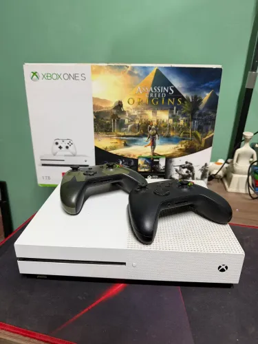 Xbox One S
