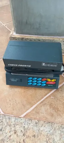 Máquina de preencher cheque