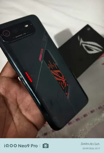 Asus rog 6 256/12 completo. Leia o anúncio.