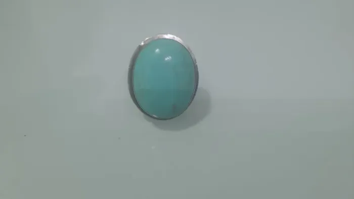 Anel em prata com pedra turquesa
