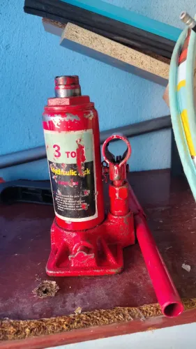 Macaco para carro