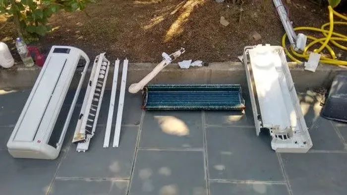 LIMPEZA DE AR CONDICIONADO