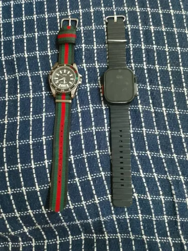 ? Kit com 2 Relógios - Analógico + Smartwatch