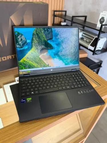 Predator Helios neo 16 Core i9 Rtx 4070 32gb ram 1tb
