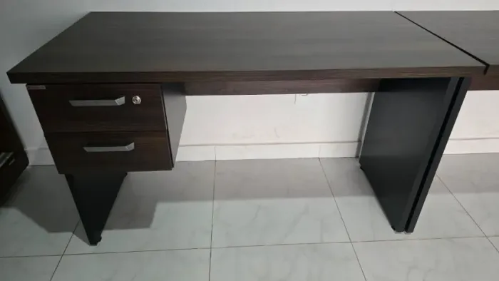 Mesa Escritório 1,20x0,60M - com 2 Gavetas - Workstart - Marsala/Preto
