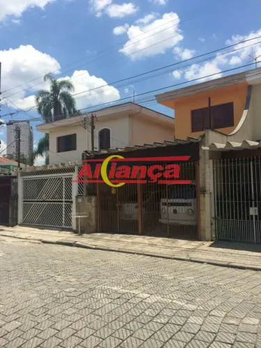 CASA A VENDA NO JD VILA GALVÃO ( PRÓXIMO AO LAGO DOS PATOS )