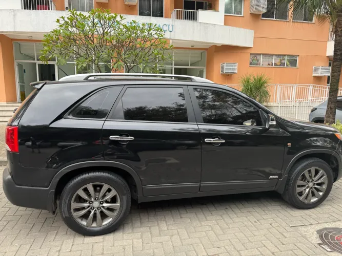 Kia Motors Sorento 3.5 V6 24V 278cv 4X4 Aut. 2011