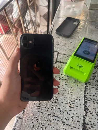 iPhone 11