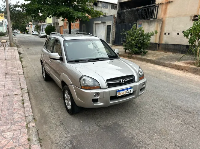 Hyundai Tucson 2.0 16V Aut. 2010