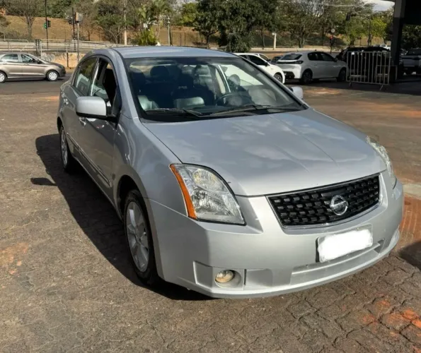 Nissan Sentra S 2.0/ 2.0 Flex Fuel 16V Aut. 2012