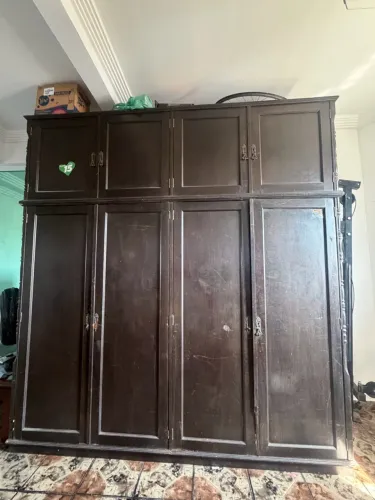 Guarda roupas 4 portas