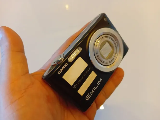 Casio Exilim sem bateria