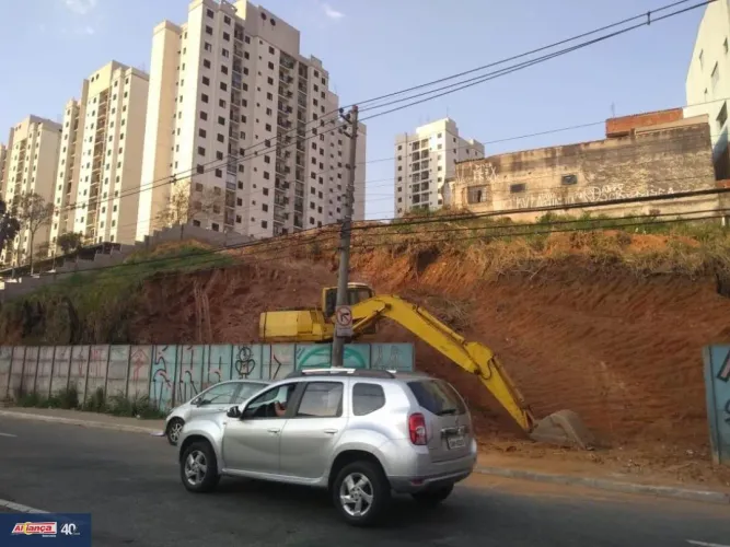 Oportunidade Comercial 7 mil Metros Quadrados no Centro de Guarulhoss