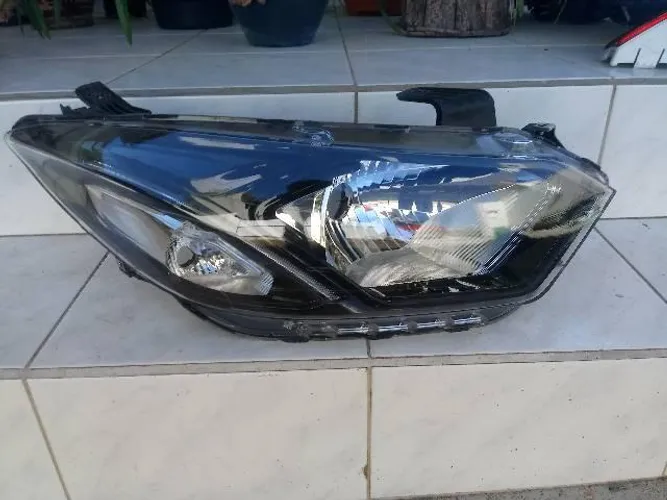 Farol onix 2015 2016 2017 2018 com led