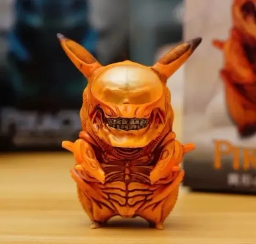Action Figure Pikachu Alien