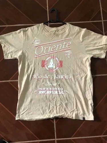 Camiseta oriente original tamanho G - marron