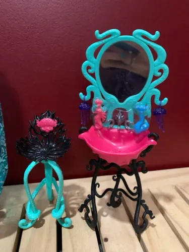 Playset Monster High banheiro da Lagoona Blue