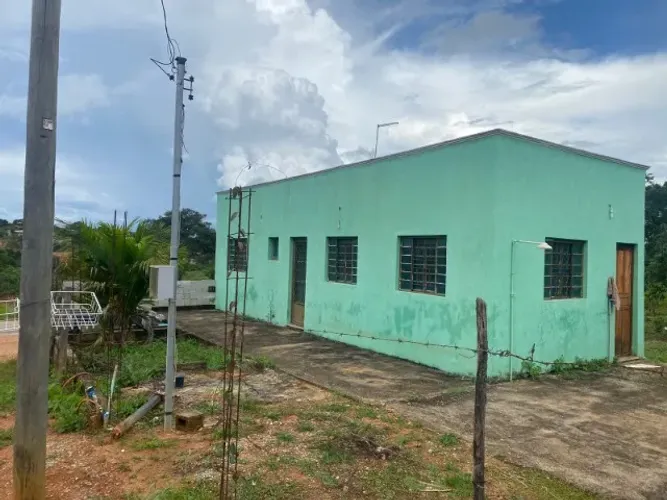Casa em um lote de 400m² todo plano, com piscina infantil, Jaboticatubas.