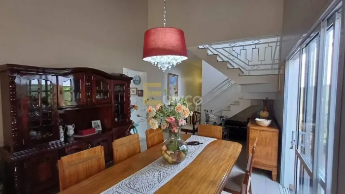 Casa em condomínio à venda no Condomínio Madre Maria Vilac em Valinhos/SP