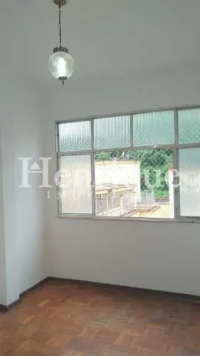 Apartamento - / Residencial / Centro