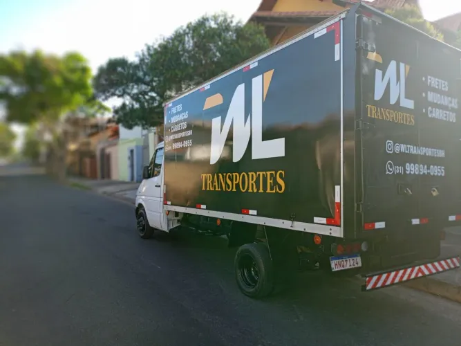 WL TRANSPORTES (FRETES, CARRETOS E MUDANÇAS)