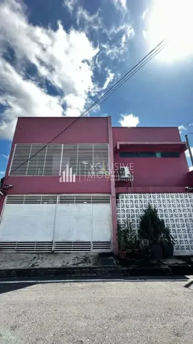 Imóvel para aluguel possui 300 metros quadrados com 3 quartos em Coqueiro - Ananindeua - P