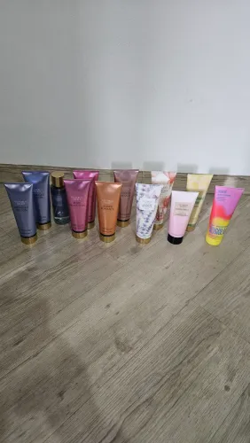 Cremes e body splah Victoria Secrets