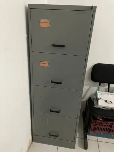Arquivo de Aço 4 Gavetas Cinza