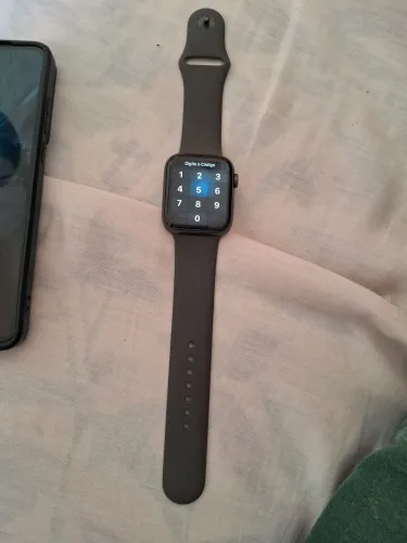 Apple Watch Series 6. Aceito oferta não absurda.