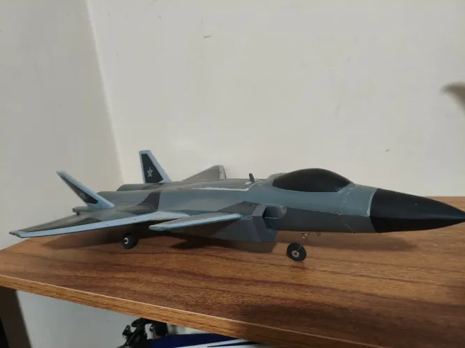 Aeromodelo jato j20