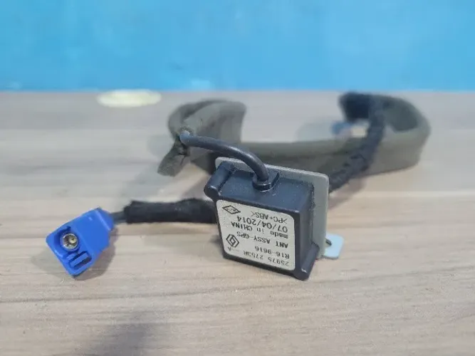 Antena GPS Renault Duster 1.6 16v Sce 2013 a 2018 259752753R