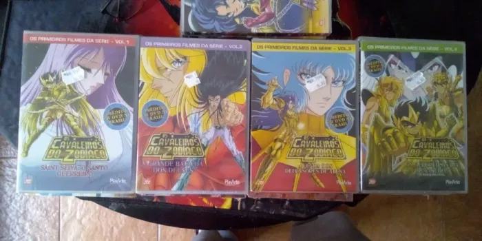 Box de Filmes de Saint Seiya ( PlayArte ) com 5 DVDs ( Novos e Lacrados )