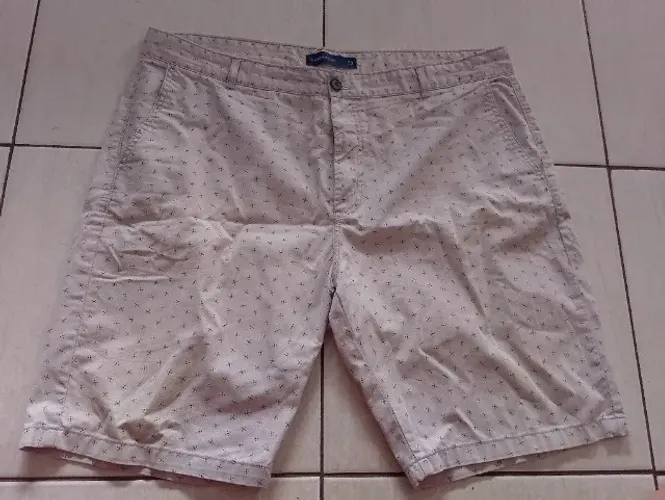 Bermuda masculina tamanho 52