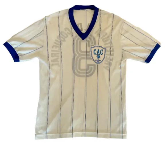 Camisa Original do Coqueiral, usada por jogador nos anos 80, número 3