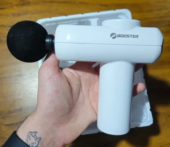 Pistola de Massagem Booster Mini V2 | 4 níveis | 4 cabeçotes | Compacta | Silenciosa