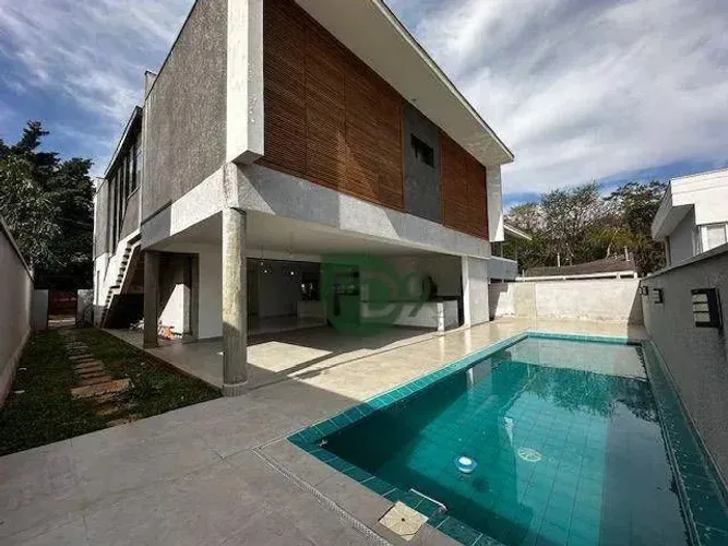 Casa com 4 quartos à venda, 390 m² por R$ 3.000.000 - Condomínio Residencial Jardim Primav