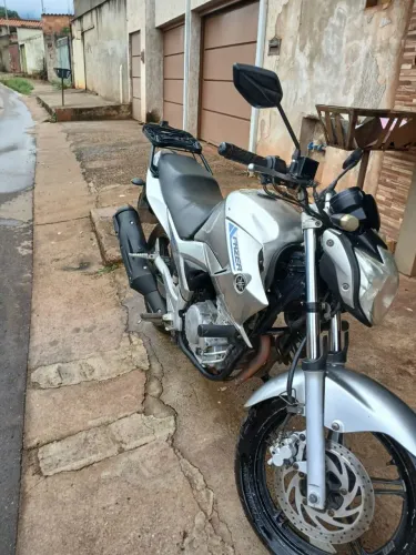 Yamaha Fazer 250