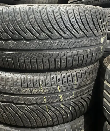 Par de pneus 18 Fusion , novo fusca 235/45 R18 85% ( 235/45/18 )