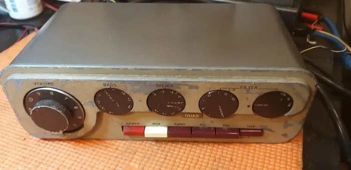 Magnifico pré amplificador valvulado Quad 22 inglês, vintage raro