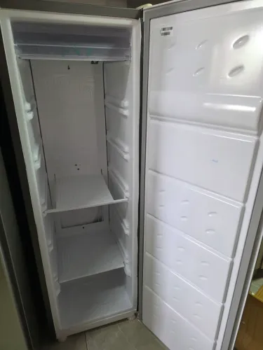 Freezer Vertical 142 Litros Consul - CVU20 Perfeita