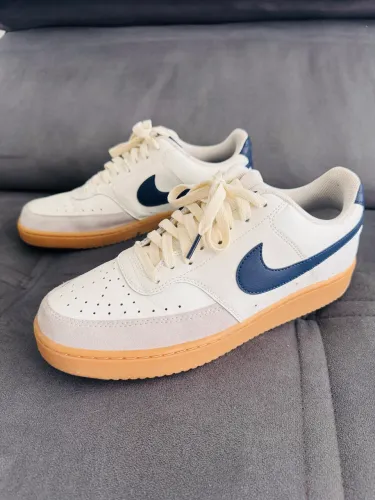 Tênis Nike novo