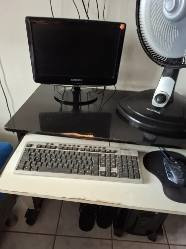 Computador Completo - Monitor Samsung e Periféricos