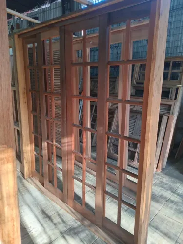 Porta balcão 200x215 madeira itauba 