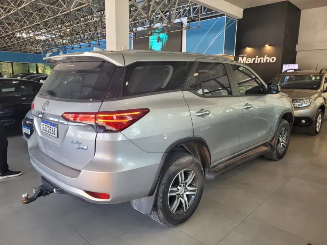 Toyota Hilux SW4 SRV 4X2 2.7 Flex 16V Aut. 2020