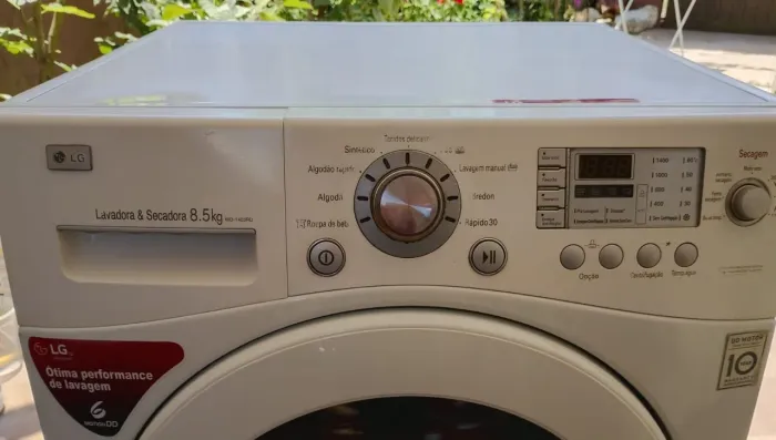 Lava e seca LG Direct Driver 8.5 kg 220v