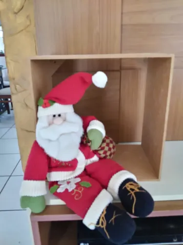 Papai Noel de pelúcia 58 cm+ nicho (30x30)