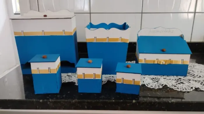 Kit Farmacinha Higiene Bebê Menino em MDF