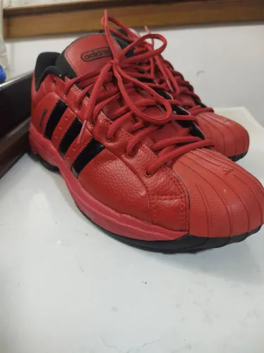 ADIDAS PRO MODEL LOW 11US 43BR !!! USADO 1 VEZ  !!! SUPER NOVO !!!