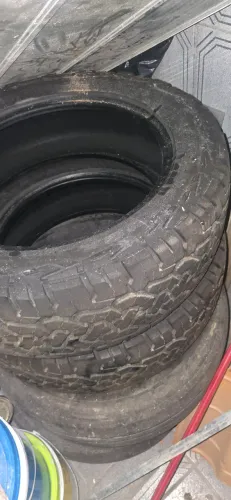 Vendo Lote de pneus ? Diversos perfis | Pneus quase novos | 15", 17" e 18"