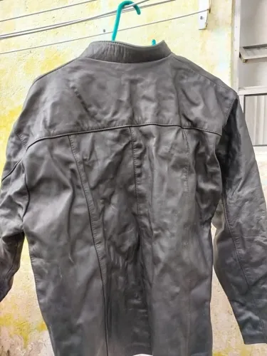 Vendo jaqueta de couro da julian marcuir tamanho G